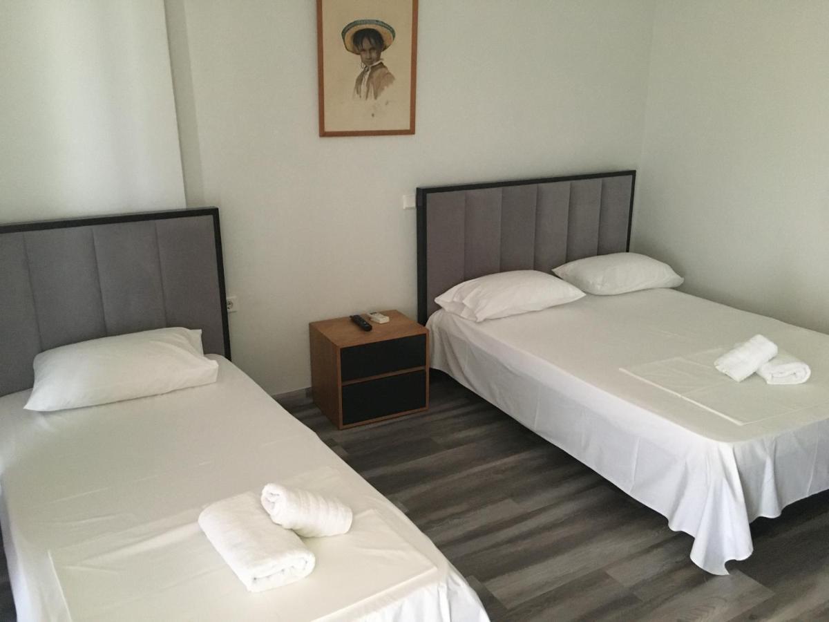 Irini Boutique Rooms!!! Himarë Exterior foto